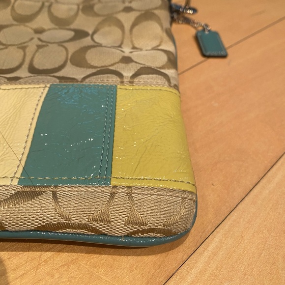 Authentic Coach Sachel - Picture 3 of 5